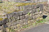 Grès (Grès de Luxembourg), mur en maçonnerie sèche